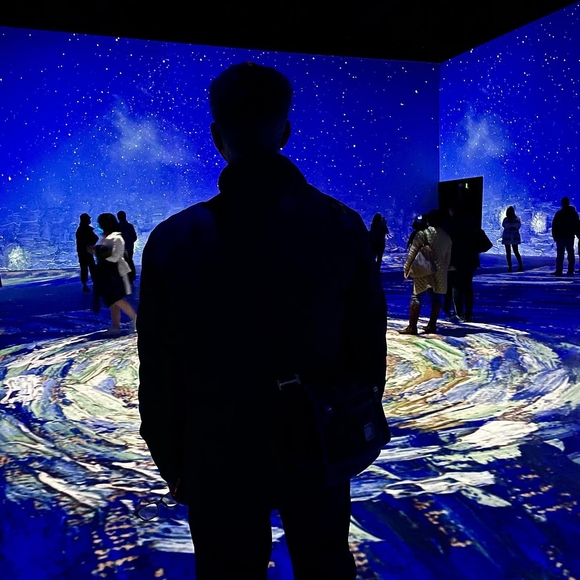 Meet your Posher, William - Picture 1 of 1